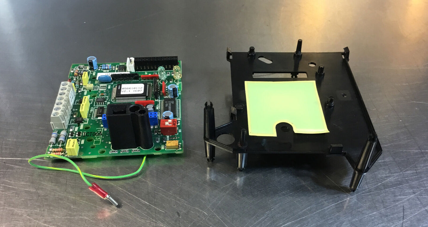 Telemecanique  03855490151A09  Control Board for  ATV16U18N4  Drive   3E-1