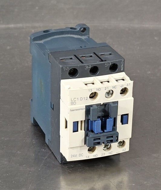 Schneider LC1D12BD Contactor.                                          Loc4D-25