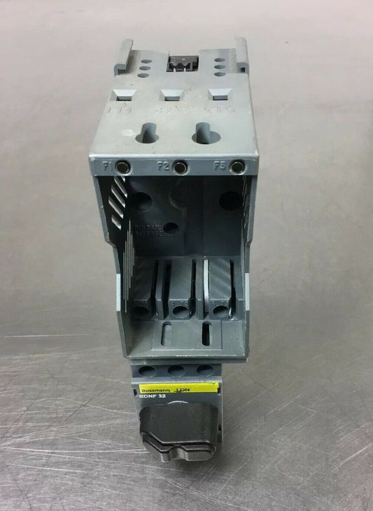 Bussman BDNF32 General Purpose Switch.     Loc.4A