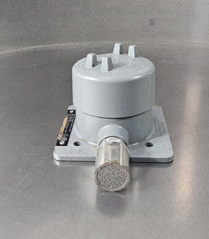 KILLARK SPI 17153A HAZARDOUS LOCATION SENSOR.                           6D-11