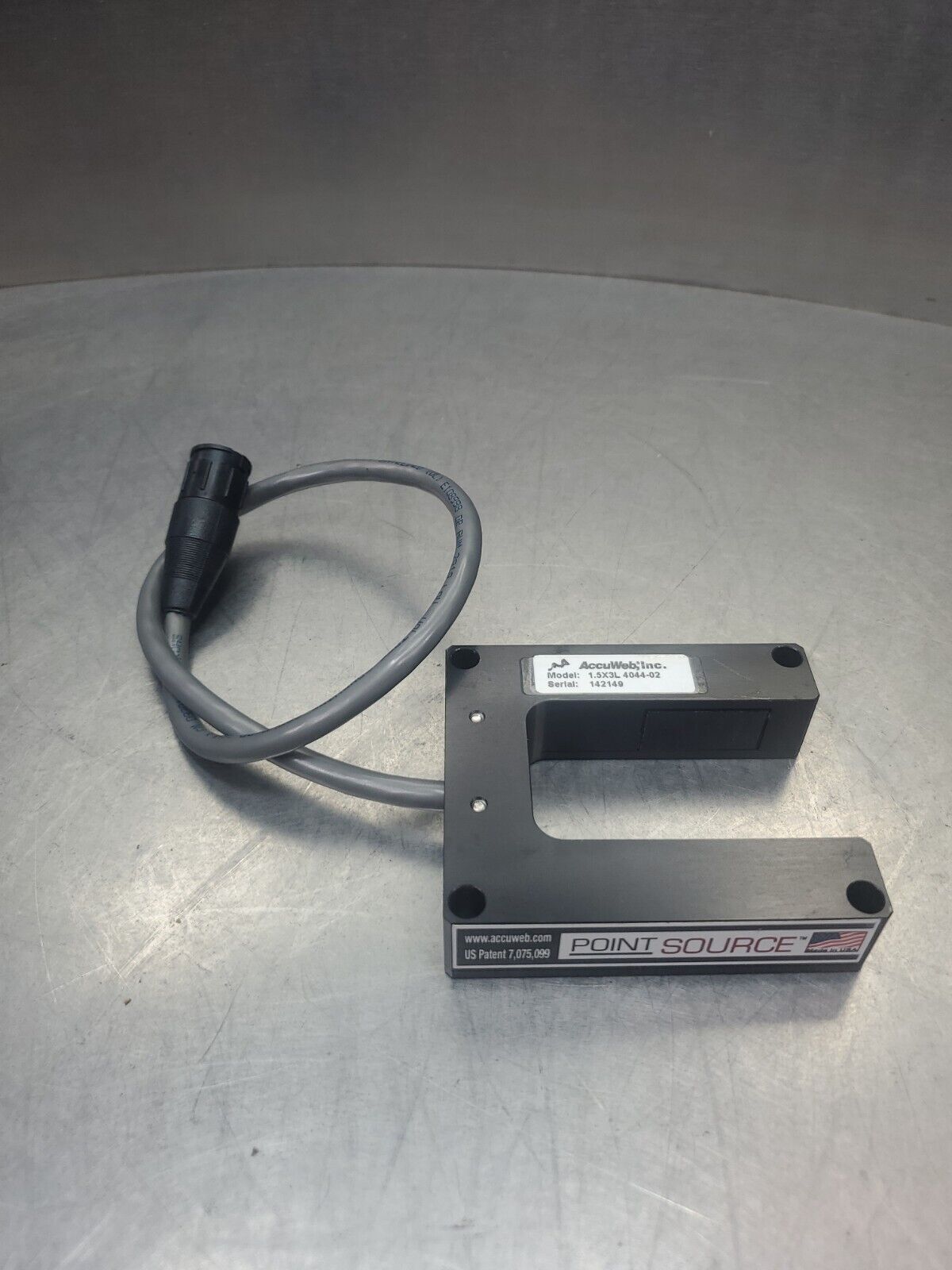 AccuWeb 1.5x3L 4044-02 Edge Detector Sensor.                               3E-26