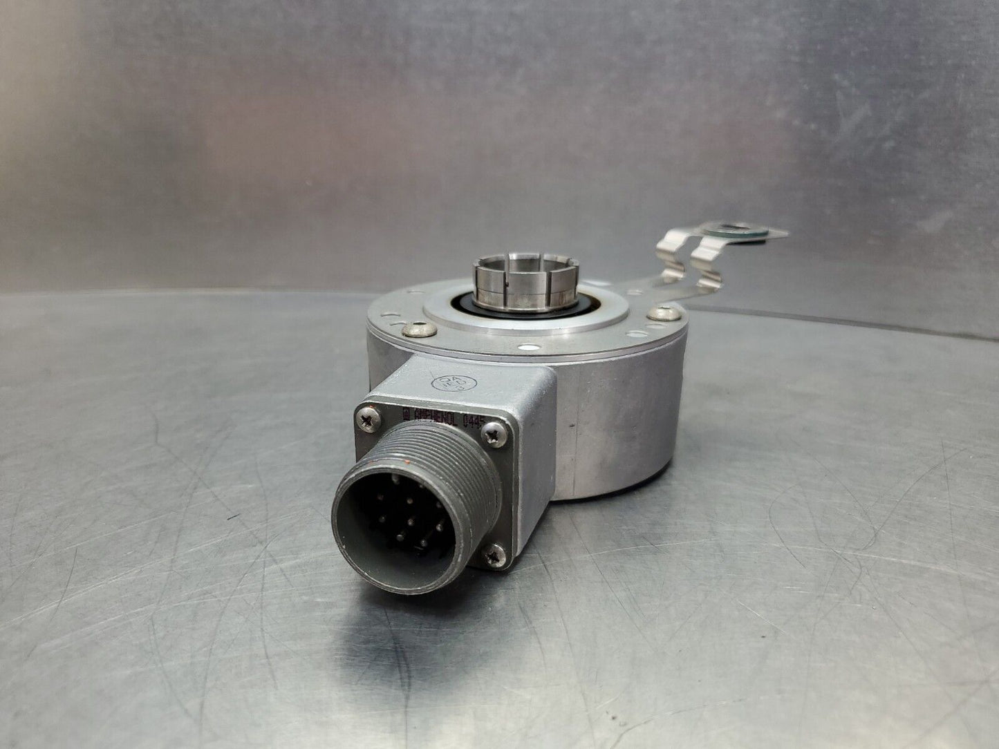 BEI SENSORS HS35F-100-R5-BS-2048-ABZC-4469-SM18-S Encoder  5-15VDC.           1D