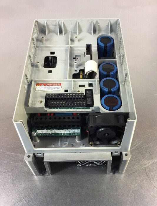 ALLEN BRADLEY POWERFLEX 70 VFD. CAT. # 20AD011A1AYNANNN /A 7.5 HP DRIVE.     1D