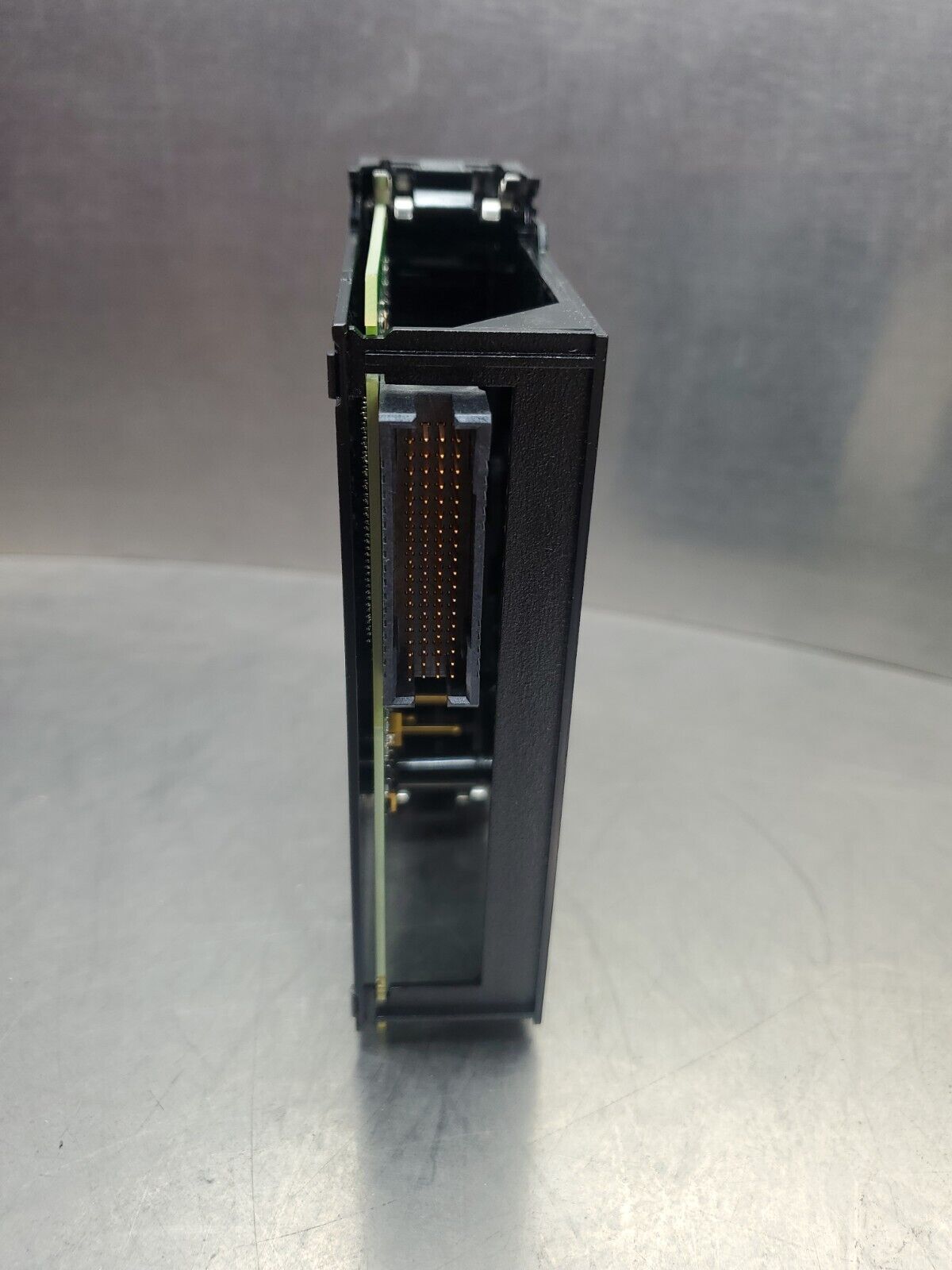 Allen Bradley 1756-IB16/A ControlLogix 16 Pt D/I Module.                   3C-10