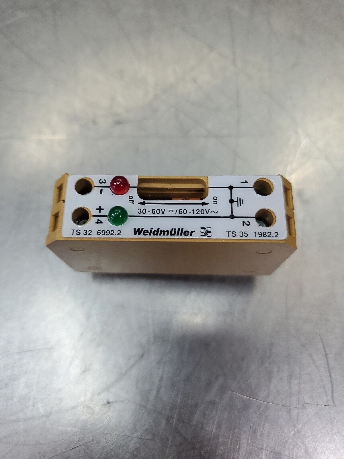 Weidmüller TS32 6992.2/TS35 1982.2 Relay Module.                              4H