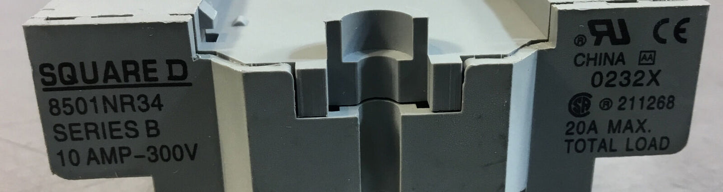 SQUARE D  8501NR34 /B 10 AMP 300 V Relay Base Socket Din Rail 20A Max.   4C