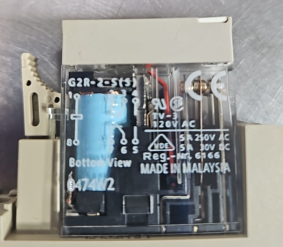 OMRON MAX G2R-2-S(S) 5A 250V Relay Module                               Loc 4A-6