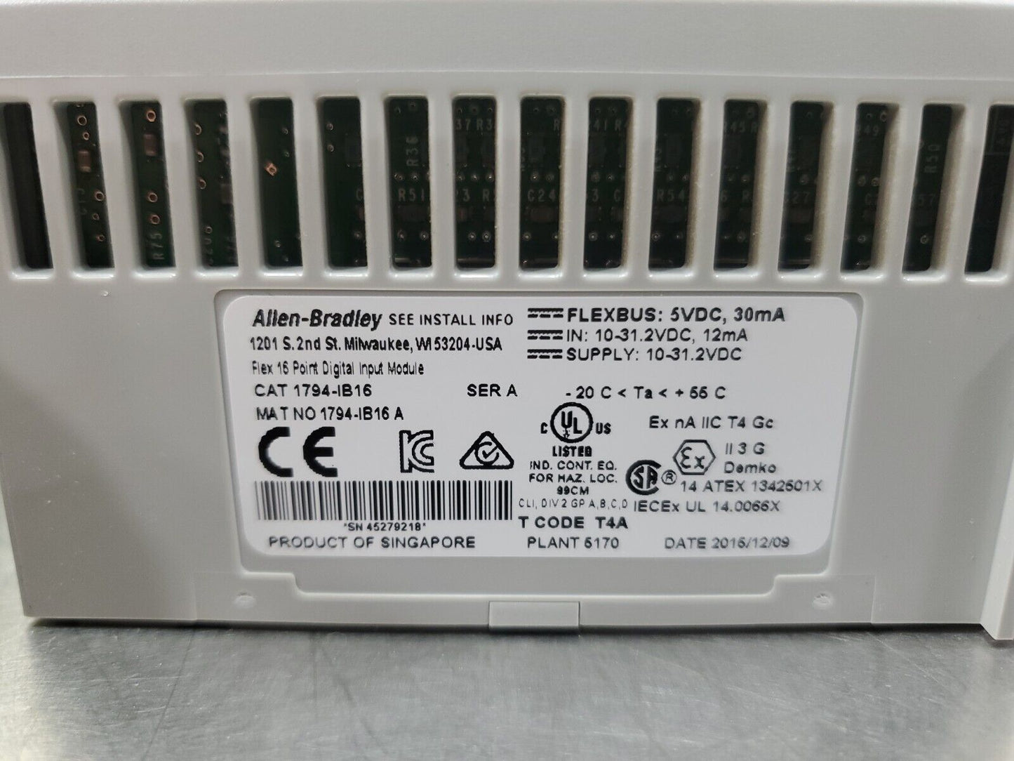 Allen-Bradley 1794-IB16 Ser. A 24VDC Sink Input w/1794-TB3 Terminal Base   3D-19