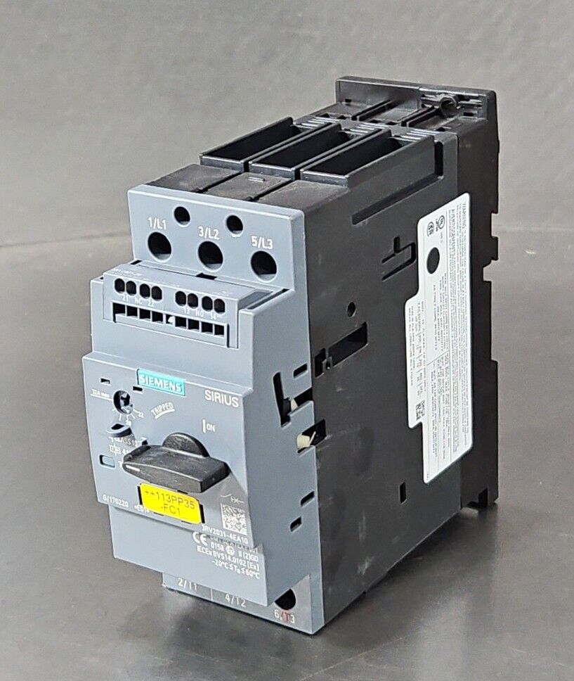 SIEMENS SIRIUS 3RV2031-4EA10 MOTOR CONTROLLER CIRCUIT BREAKER.             4E-18