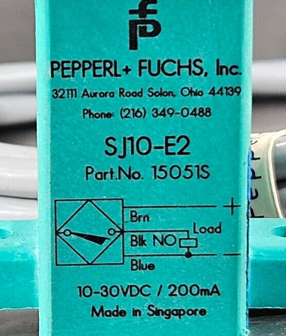 Pepperl + Fuchs SJ10-E2 Inductive Proximity Sensor.                     Loc5E-16