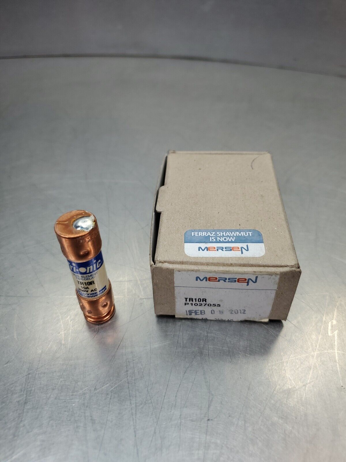 Mersen TR10R Dual-Element Time Delay Fuse, 10A 250VAC - Lot of 10       4D-BOX#4