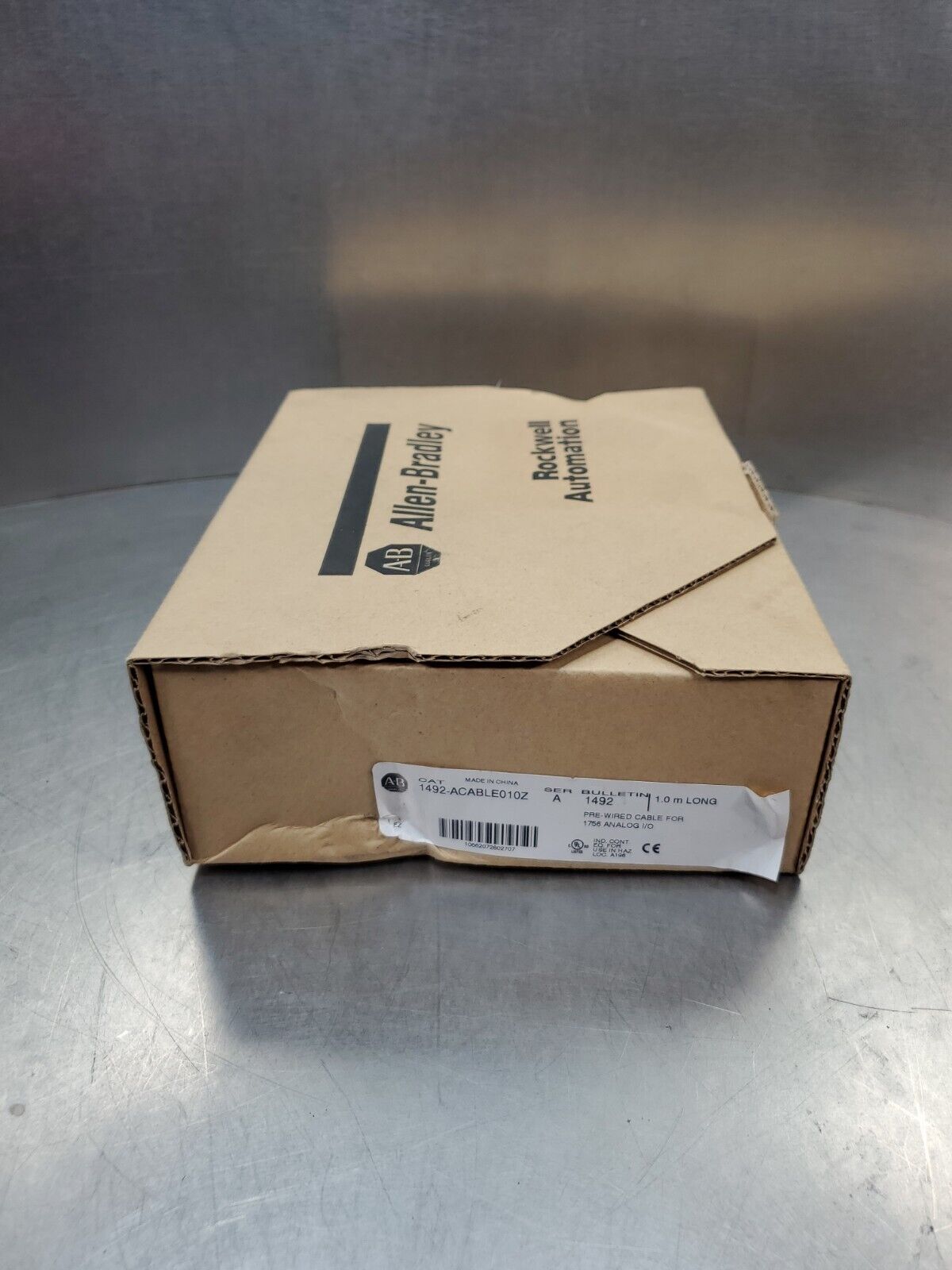 ALLEN BRADLEY 1492-ACABLE010Z Ser. A Pre-Wired Cable for 1756 I/O.         3E-26