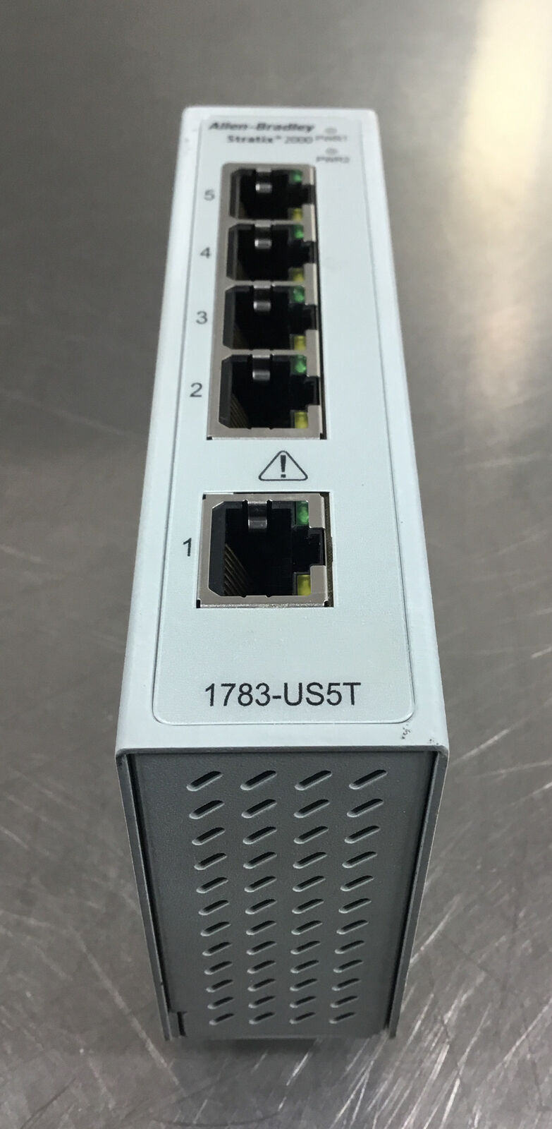 Allen-Bradley  1783-US5T /B  Stratix 2000 5 Port Unmanaged Switch     3D-2