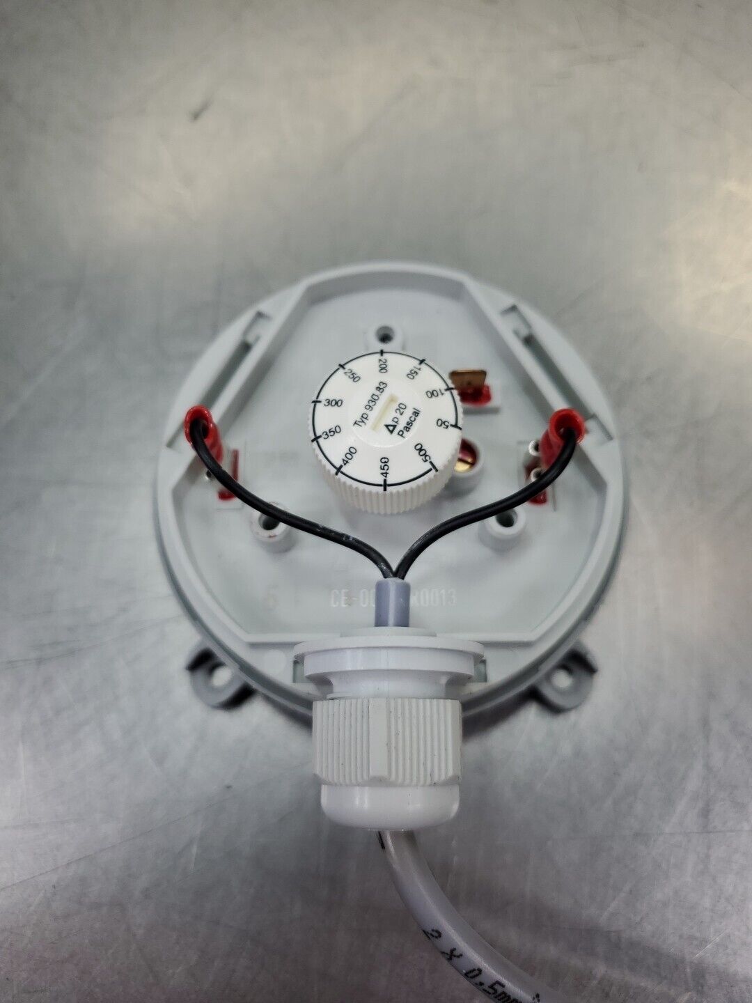 HONEYWELL CE-0085AR0013 Typ:930.83 Regulator w/65in. Lead Wire.             6E-2