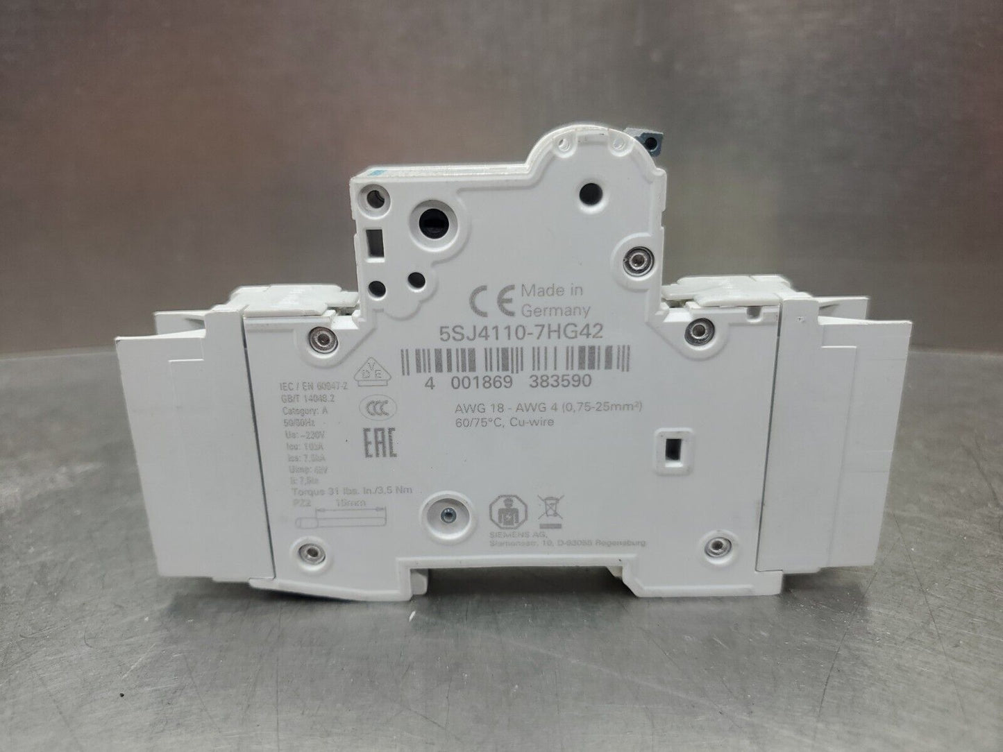 SIEMENS 5SJ4110-7HG42 10A Circuit Breaker.                                  4C-1