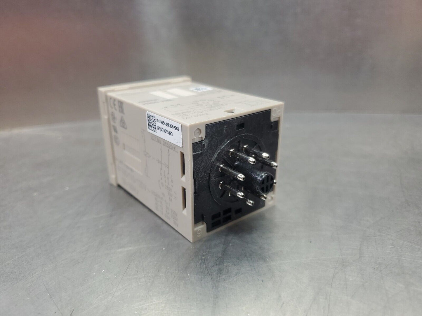 Omron H3CR-H8L 100/110/120 VAC Timer Module.                                3D-7