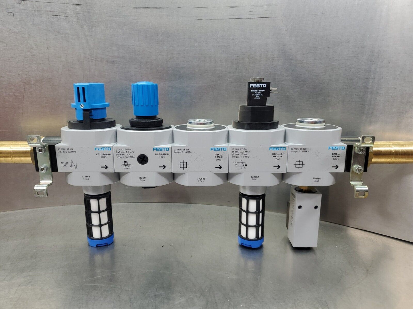 FESTO 170683 + 162589 + 2 x 170686 + 172962 + PEV-1/4-B-OD Hydraulic Manifold 6D