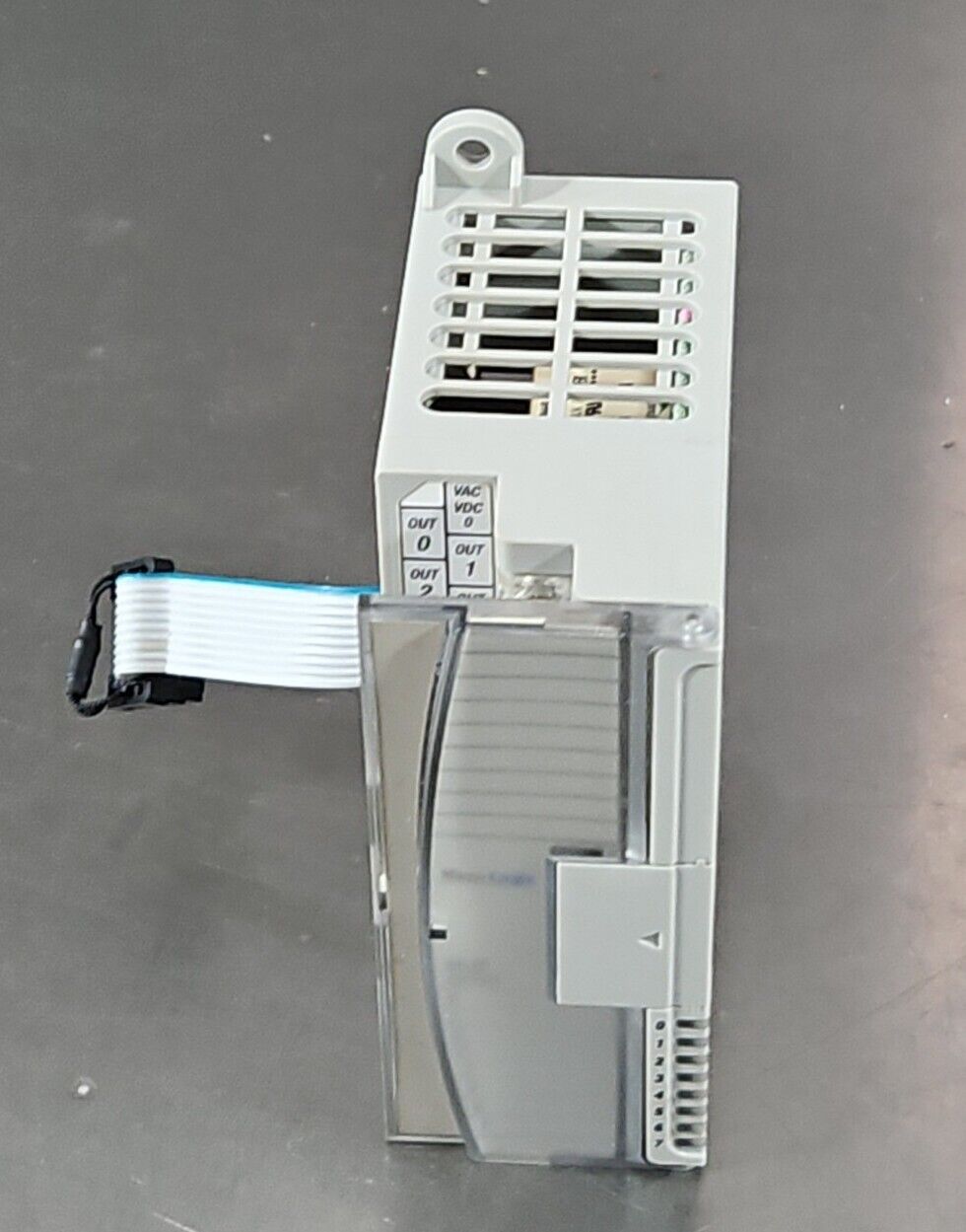 Allen-Bradley 1762-OW8 Ser A. PLC Output Module.                           3B-20