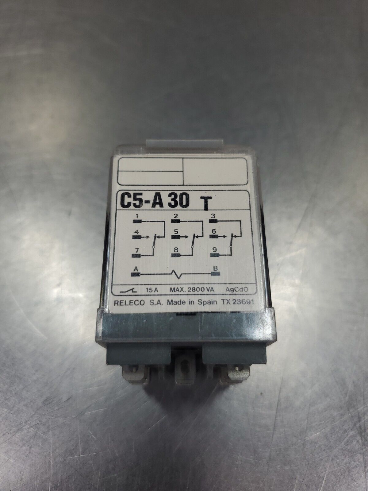 Releco MR-C C5-A30T 15A MAX 2800VA Relay.                                     4D