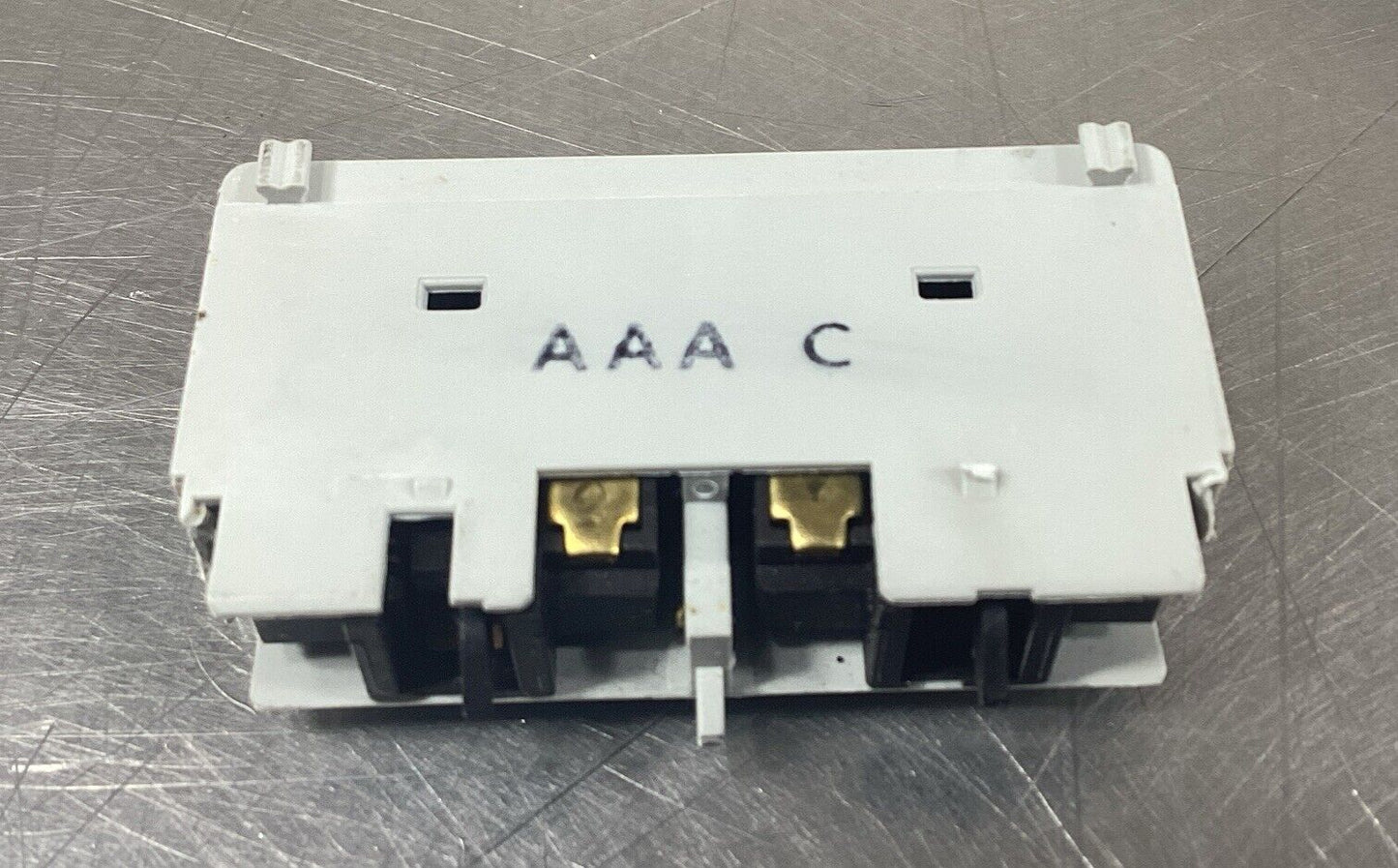 ALLEN BRADLEY  140M-C-AFA20  SERIES A CONTACT BLOCK        4-B-1