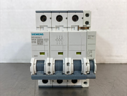 SIEMENS 5SY4318-7-MCB-C15 Mini Breaker w/ 5ST3010-AS Auxiliary Circuit Switch 4D