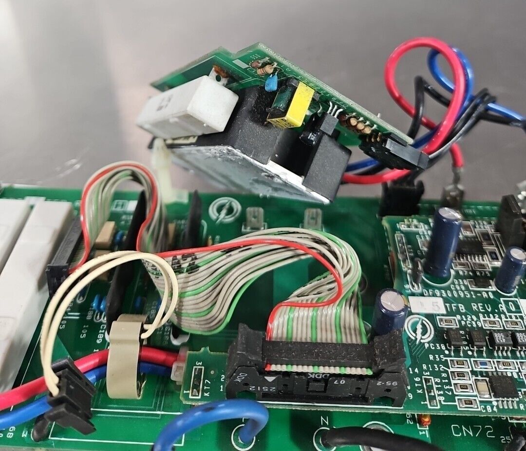 YASKAWA CACR-IR 151515 Output Board + Mitsubishi PM50RHA060E53AA8.      Loc3E-34