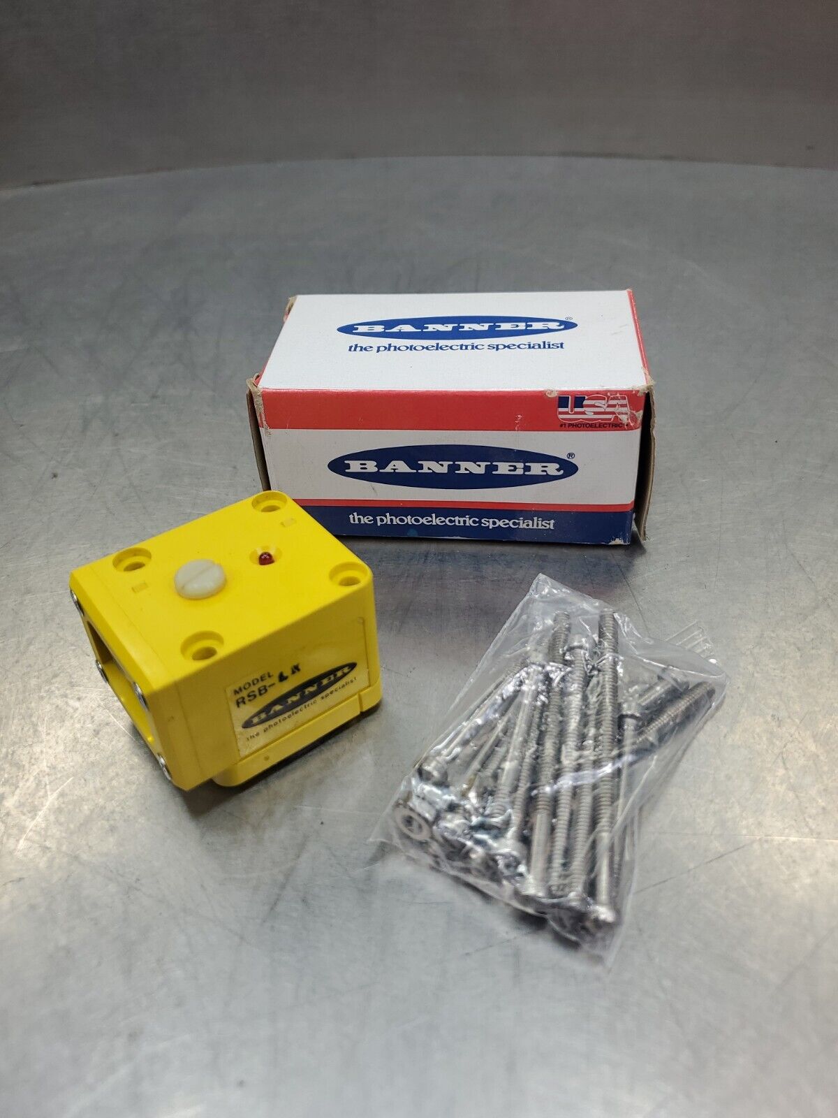 BANNER ENGINEERING RSB-LX Proximity Sensor.                                3D-30