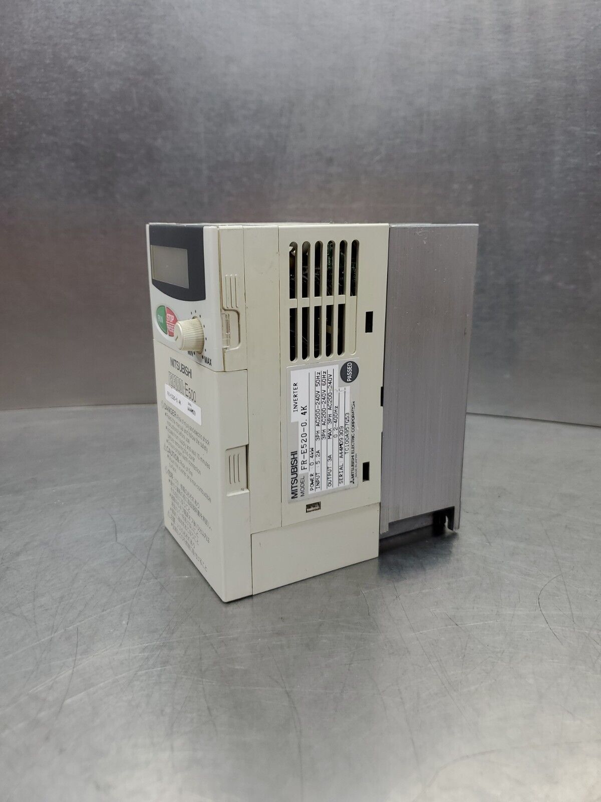 Mitsubishi FR-E520-0.4K 0.4kW Inverter Drive.                              1B-13
