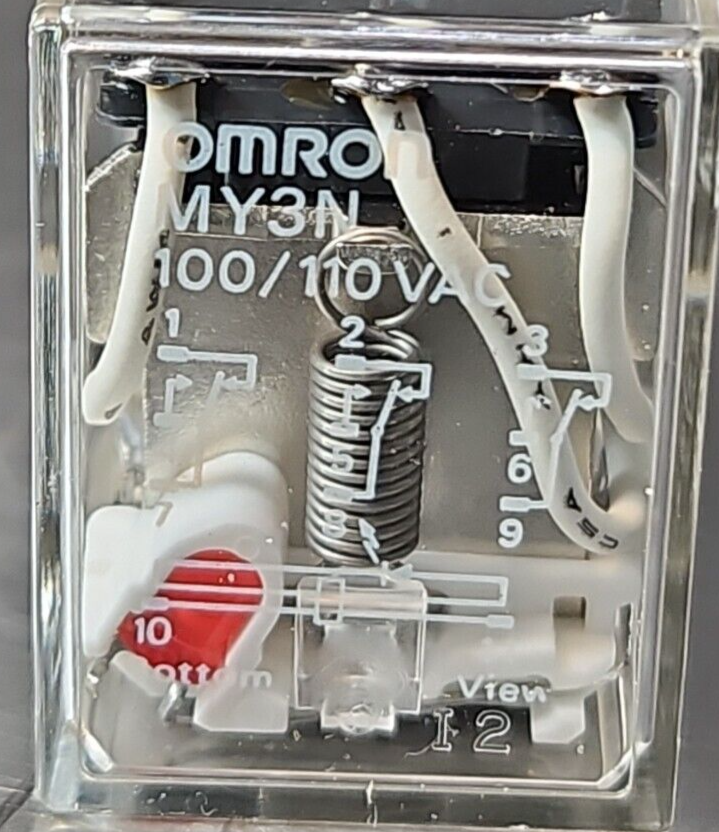 Omron MY3N-J AC110/120 Relay.                                           Loc4E-31