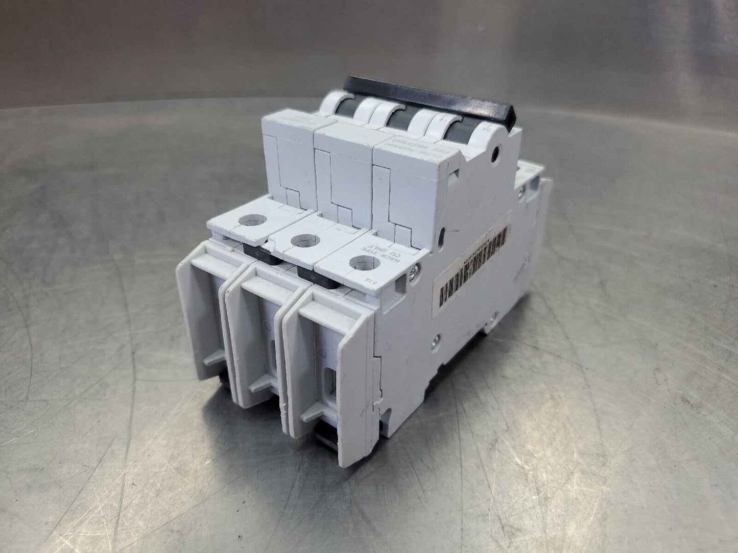 Cutler-Hammer WMTD3040 40A 240VAC Circuit Breaker.                            4G