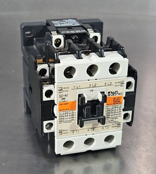 Fuji Electric SC-N1 Coil Starter SC25BAA.                           4D-25