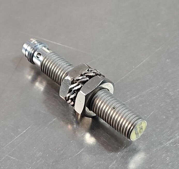 TURCK 4600520 PROXIMITY SENSOR.                             Loc5E-19