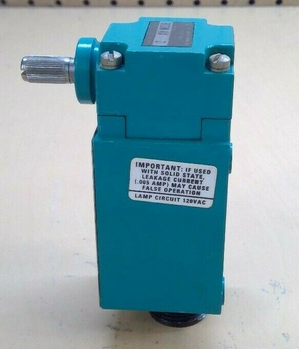 Allen-Bradley 802M-AJ9NF Ser. E Limit Switch                              5E