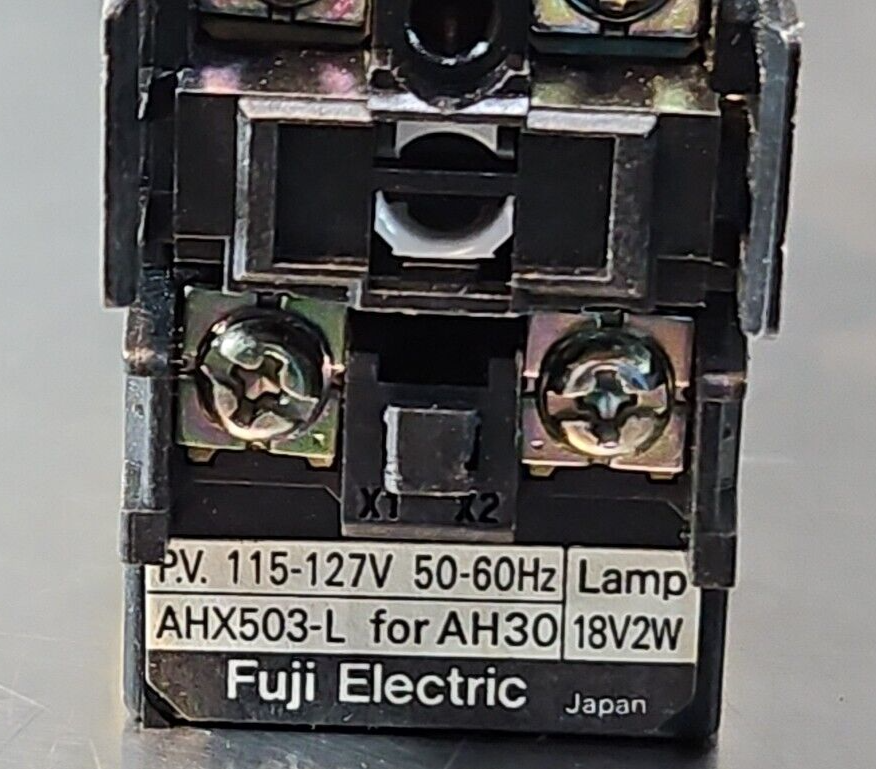 FUJI Electric AH30-L-R11L3 Command Switch.                             Loc4B-26