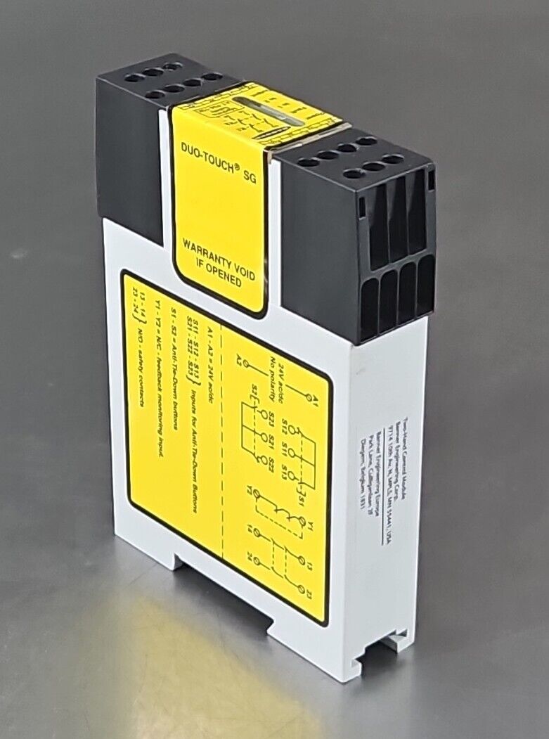 Banner AT-FM-10K Safety Relay.                                         Loc3E-47