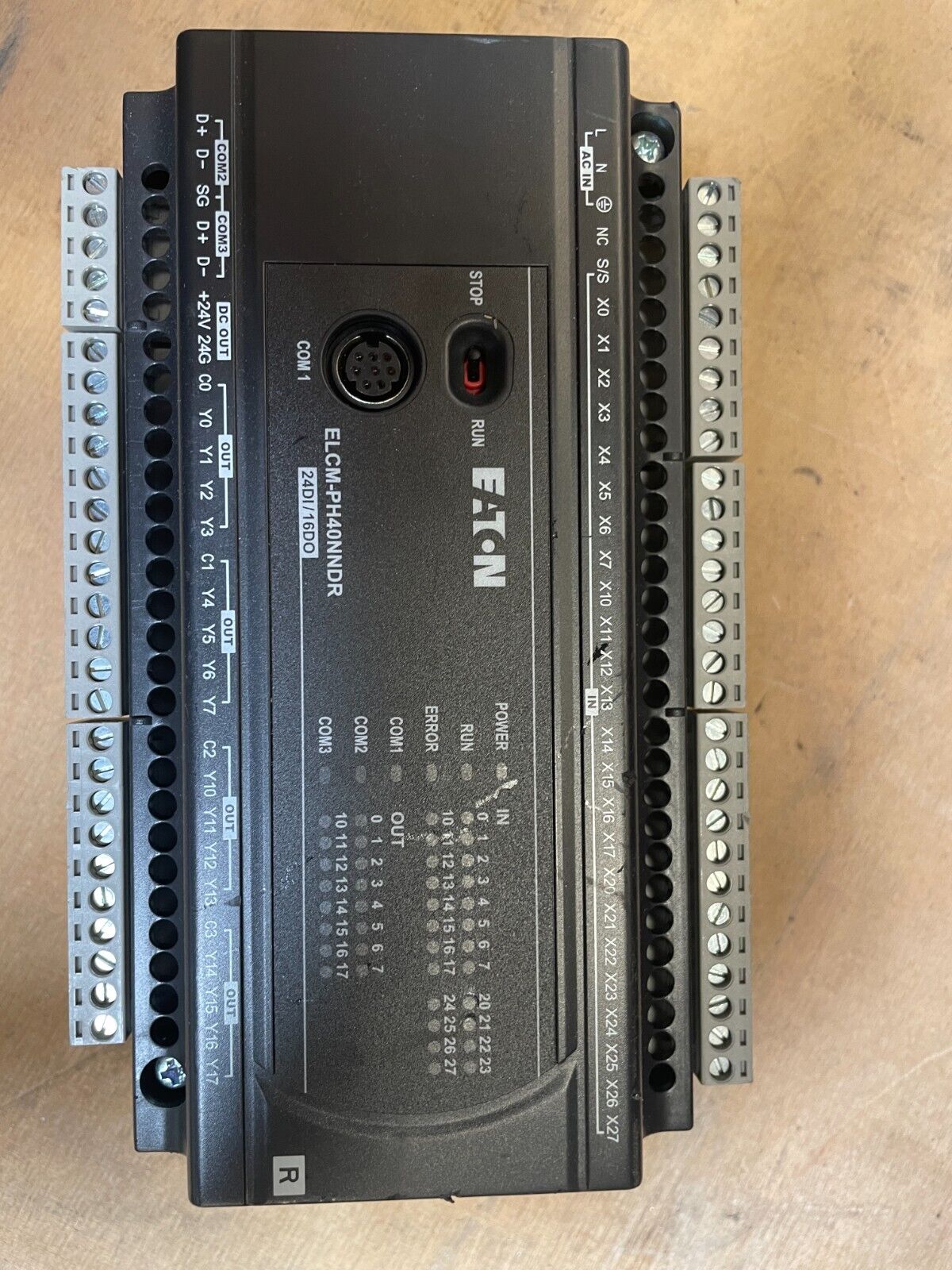 Eaton ELCM-PH40NNDR-1 Input100-240V Output 2.0A Programmable Logic Controller@2C