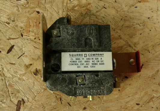 Square D Class:9065, Type: AR0-1R Thermal  Overload Relay.  New.       4B