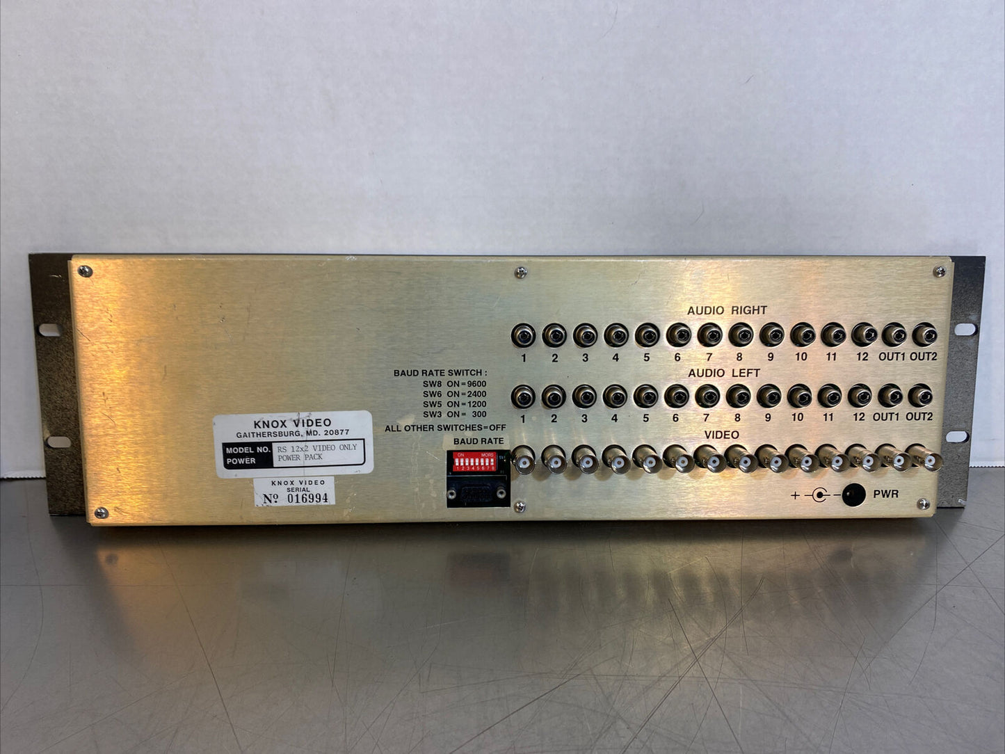 Knox RS 12x2 Audio/Video Routing Switcher Only         4D