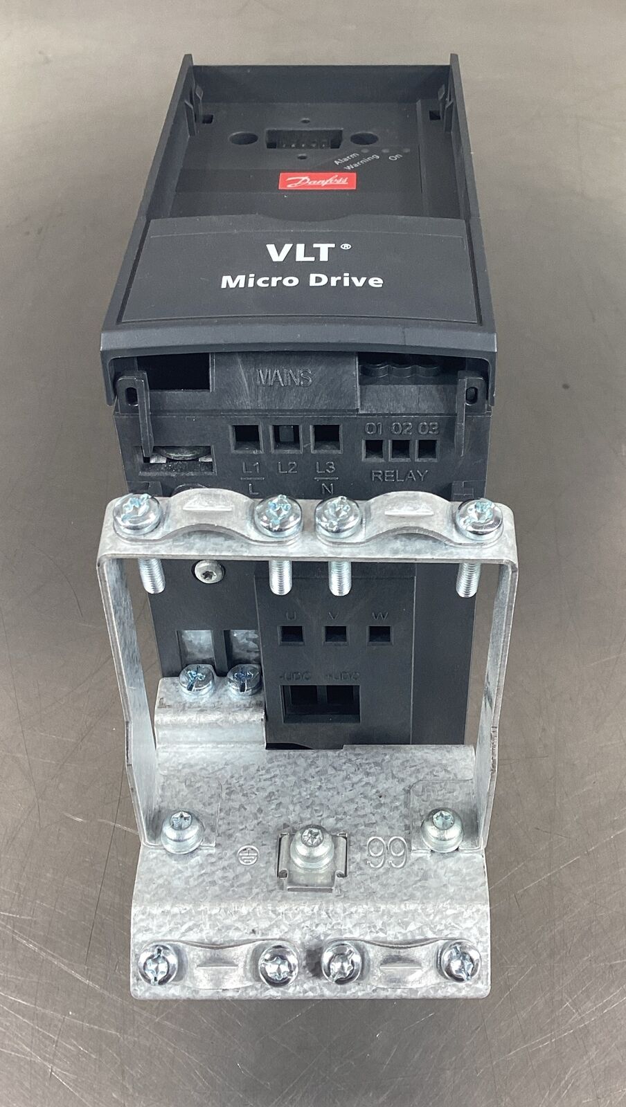 Danfoss FC-051PK18S2E20H3XXCXXXSXXX  /  132F001  0.18KW VLT Micro Drive     1D