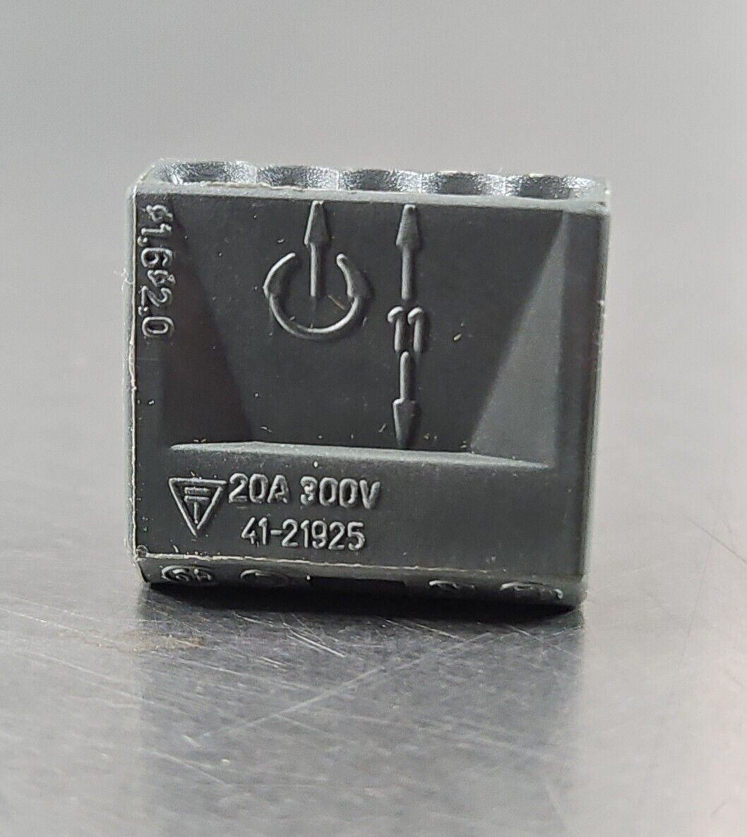 Wago 273-105 conductor Ground Terminal Block - Lot of 60                Loc3E-16