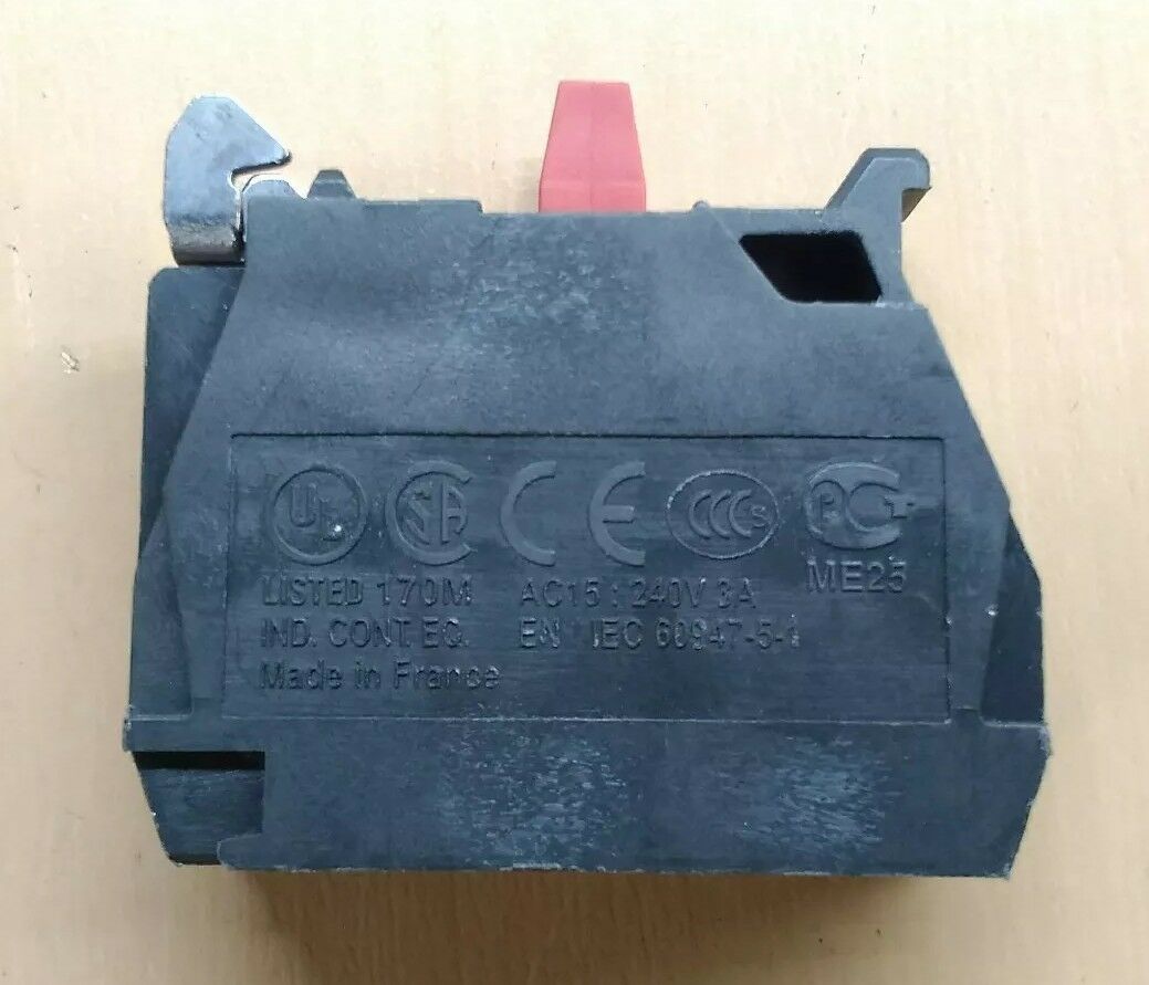 Schneider Electric ZBE-102 Contact Block                         4D