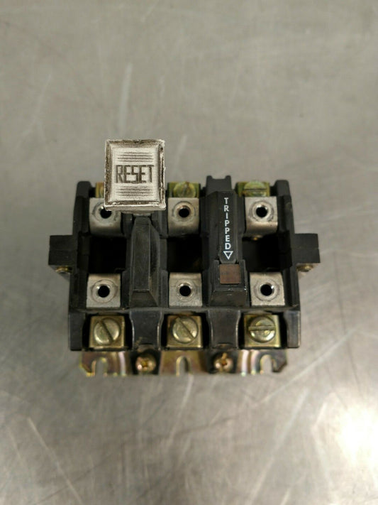 ALLEN BRADLEY NEMA SIZE A600 592-B0V169 SER. B MOTOR STARTER               4E-11