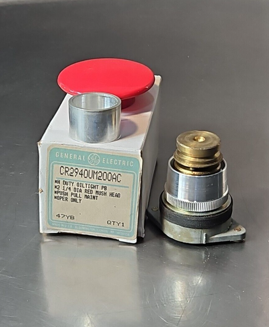 General Electric CR2940UM200AC Push Button Switch.            Loc4A4