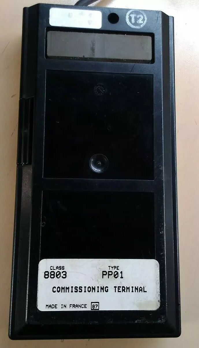 SCHNEIDER ELECTRIC - 8803PP01 COMMISSIONING TERMINAL                        3D-8