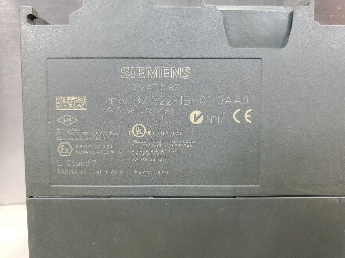Siemens SIMATIC S7 1P 6ES7 322-1BH01-0AA0 PLC Module.                      3E-25