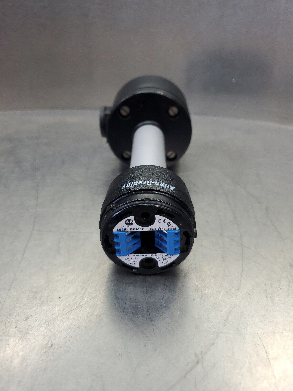 Allen Bradley 855E-BPM10 Ser. A Stack Light Base w/Mounting Bracket.          3A