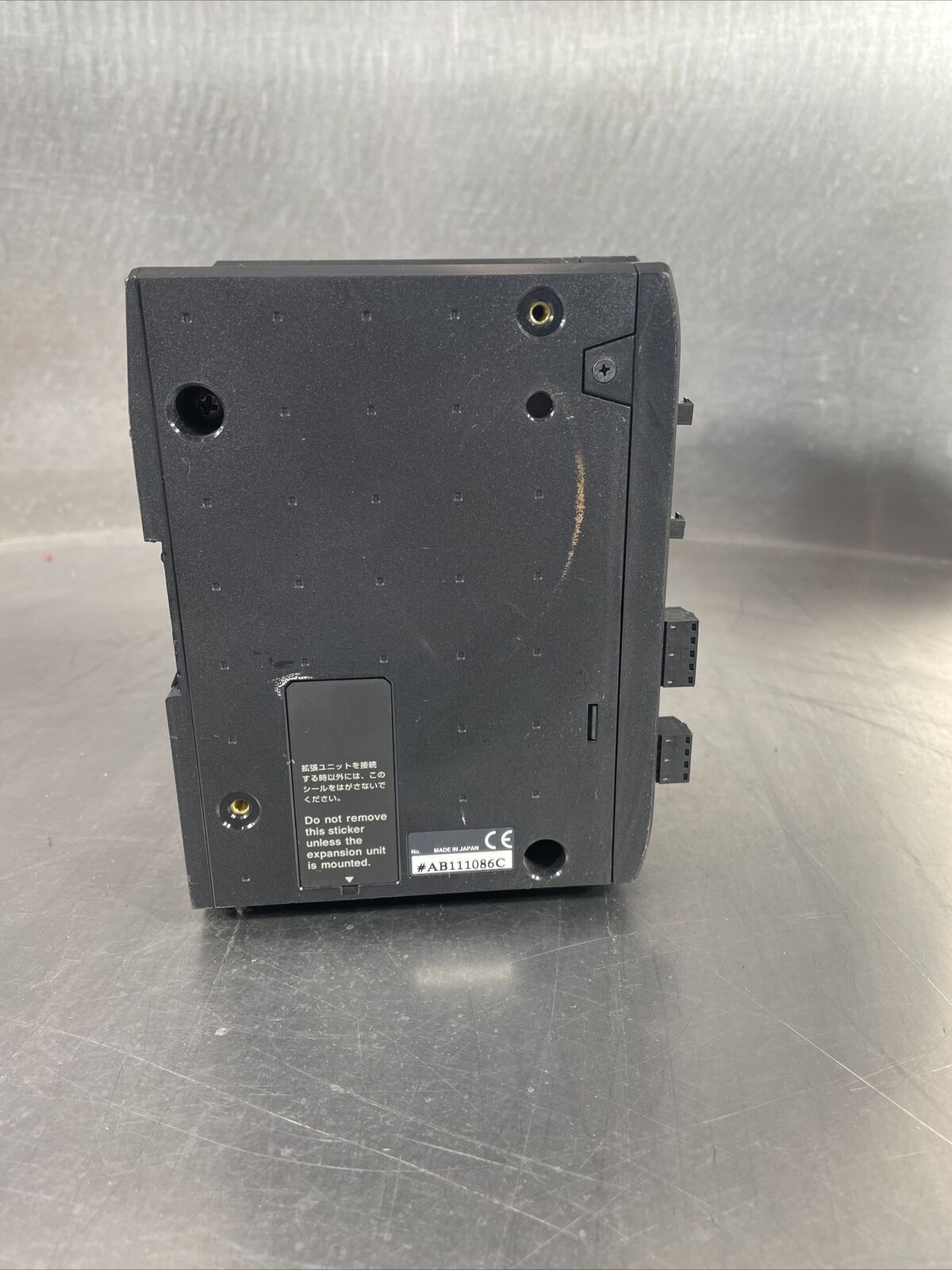 Keyence XG-7702 Multi Camera Controller XG-E700 and 2 Line Scan CA-DC21E @1D