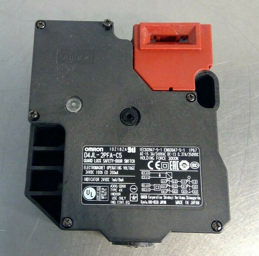 Omron D4JL-2PFA-C5 Guard Lock Safety-Door Switch                              5D
