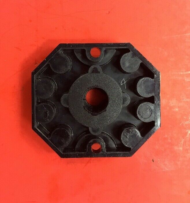 Custom Connector RB08 Socket Base Relay 600V 10A.  4B