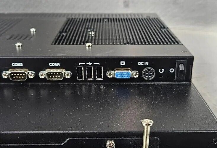 TEGUAR TP-4010-15 BKFTKFT J1900-2.0-4G-256G SSD Indust Touchscreen PC     Loc 3F